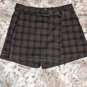 American Eagle Plaid Skort - Size 8